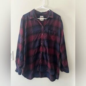 (SOLD)American Eagle Plaid Button Up